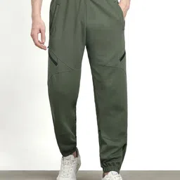 NOBERO Men Solid Relaxed Fit Mid Rise Stain Repellent Travel Joggers-14