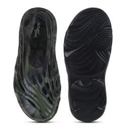 Action Plus Men Camouflage Printed Rubber Clogs image 2