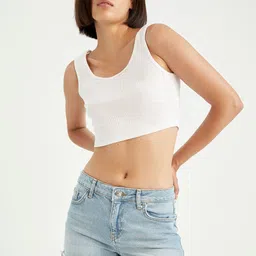 DeFacto Women Mid Rise Washed Denim Shorts-picture-31