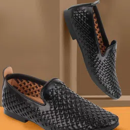 FAUSTO Men Black Woven Design PU Mojaris-picture-9