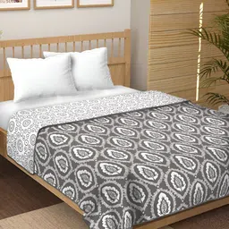 RF RELAXFEEL Silver-Toned & White Geometric Cotton Heavy Winter 210 GSM Single Bed Dohar-picture-21