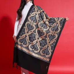 Zamour Embroidered Fine Woollen Shawl-31