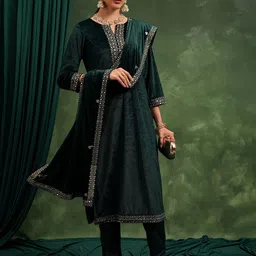 Vishudh Green Ethnic Motifs Yoke Design Thread Work Straight Kurta with Trouser & Dupatta-image-59