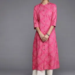 Varanga Women Ethnic Motifs Printed Block Print Kurta-5