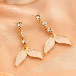 SOHI Gold Plated White Contemporary Drop Earrings-44