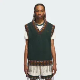 Clot Crochet Vest by Edison Chen-45