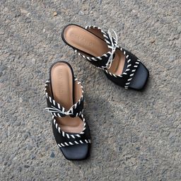 Devano Open Toe Tie Up Detail Slim Heels-3