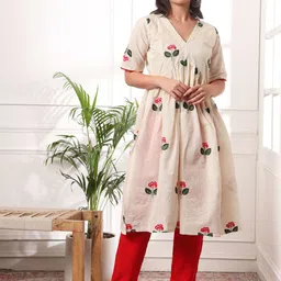 PRENEA Women Floral Embroidered Pleated Thread Work Pure Cotton Kurta with Trousers-picture-6