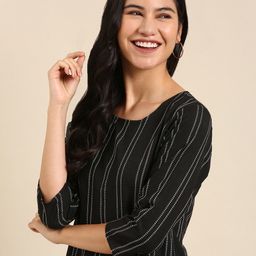 SHOWOFF Women Black Striped Cotton Kurta-image-15