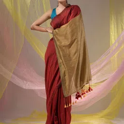 Charukriti Pure Cotton Saree with Contrast Pallu-picture-35
