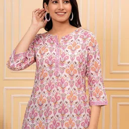 BAESD Floral Printed Round Neck Top-image-72