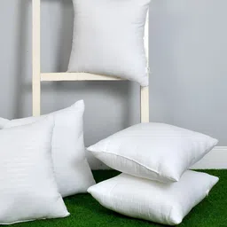 UrbanArts White 5 Pieces Striped Square Filled Cushions-29