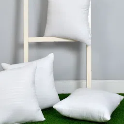 UrbanArts White 4 Pieces Striped Square Filled Cushions-image-68