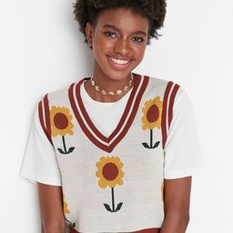 Trendyol V-Neck Sleeveless Floral Self Design Acrylic Sweater-34