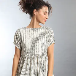Campus Sutra Beige & Black Geometric Peplum Top-image-58