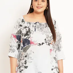 U&F Beyond Plus Size Floral Printed Square Neck Regular Top-picture-11