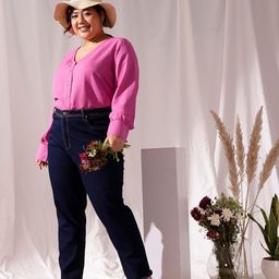 CURVY STREET Plus Size V-Neck Cuffed Sleeves Shirt Style Top-picture-21
