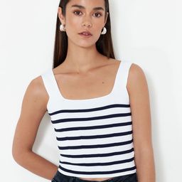 Trendyol Striped Shoulder Straps Crop Top-picture-16