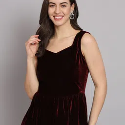 VAARARO Velvet Peplum Top-picture-47