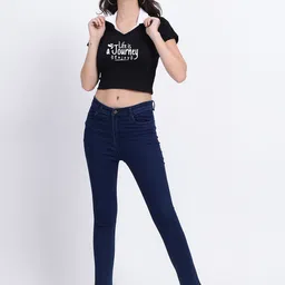 TABADTOD Typography Printed Crop Top With Collar image 4