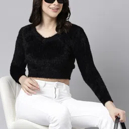 SHOWOFF V-Neck Acrylic Fitted Crop Top-picture-5