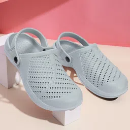 The Roadster Lifestyle Co. Men Grey Self Design Clogs-picture-15