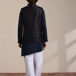 Manyavar Boys Regular Kurta and Pyjamas with Jacket image 5