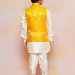 Aj DEZInES Boys Mandarin Collar Regular Kurta With Pyjamas & Nehru Jacket image 5