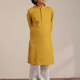 Manyavar Boys Floral Embroidered Regular Thread Work Straight Kurta With Pyjamas-image-3