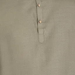 DEYANN Men Green Thread Work Pathani Kurta image 4