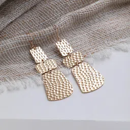 SOHI Gold-Toned Contemporary Gold Plated Drop Earrings-image-78