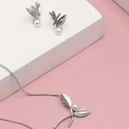 SOHI Silver-Plated White Stone Studded Jewellery Set-image-53