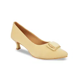 XE Looks Cream-Coloured Kitten Pumps with Bows-1
