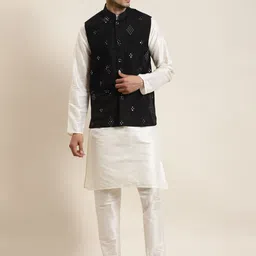 SOJANYA Men White Silk Cotton Kurta with Churidar-picture-50