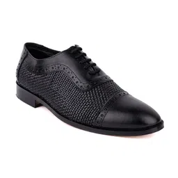 LA BOTTE Men Black Woven Design Leather Oxfords-image-58