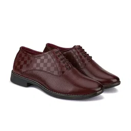 BERSACHE Men Printed Leather Oxfords-image-69