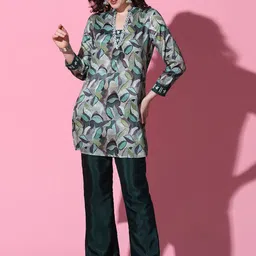 FUTURO Printed V Neck Tunic With Trousers Co-Ords Set-picture-14