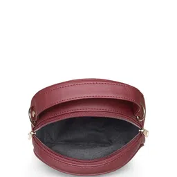 Toteteca Structured Sling Bag image 4