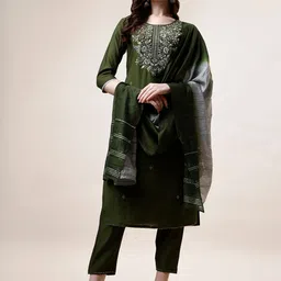 Berrylicious Floral Yoke Design Thread Work Chanderi Cotton Kurta With Trousers & Dupatta-picture-11