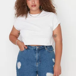 Trendyol Women Mid-Rise Pure Cotton Denim Shorts-picture-56