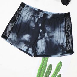LULU & SKY Women Plus Size Printed Slim Fit Low-Rise Shorts-image-26