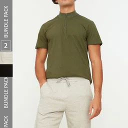 Trendyol Men Pack Of 2 Mid-Rise Casual Shorts-image-84