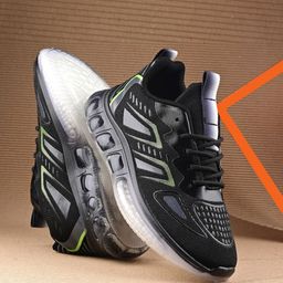 The Roadster Lifestyle Co. Women Black & Grey Textured Lightweight Running Shoes-image-35