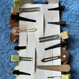 LYTIX Girls Set Of 14 Alligator Hair Clips-81