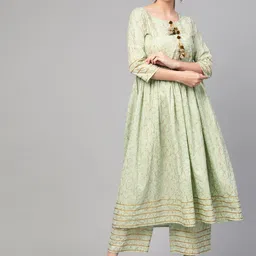 Idalia Women Green & Golden Printed Kurta with Palazzos-image-87