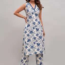 Shedika Floral Printed V-Neck Straight Kurta with Palazzos-57