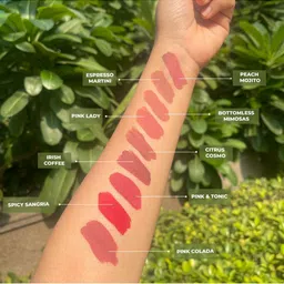 LOVE EARTH Set of Liquid Mousse Lipstick - 6 ml & Gloss It Up Lip Gloss - 3 ml image 4