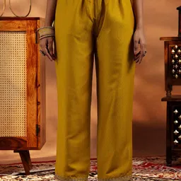 Libas Floral Yoke Design Regular Zari A Line Kurta with Trousers & Dupatta image 4