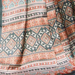 Anouk Tie and Dye Pure Crepe Block Print Saree image 4