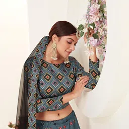ODETTE Printed Semi-Stitched Lehenga & Unstitched Blouse With Dupatta image 5